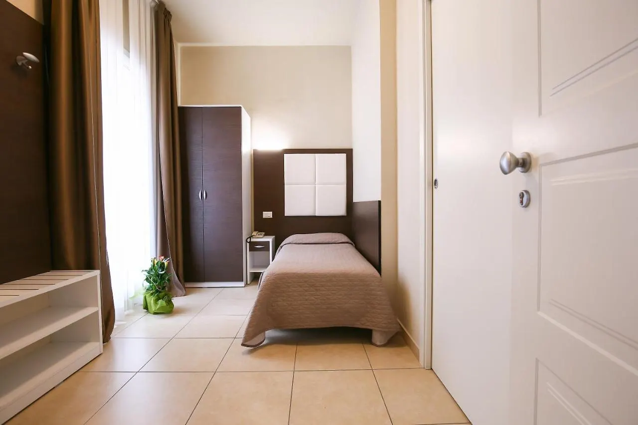 Hotel Bergamo Rimini 3*,